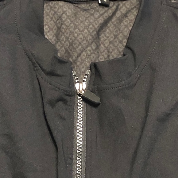 👯‍♀️ LADIES ZIP TOP 👯‍♀️ - Picture 4 of 5